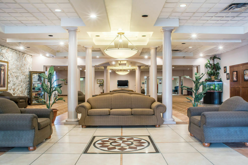 Quality Inn & Suites Winnipeg Exterior foto